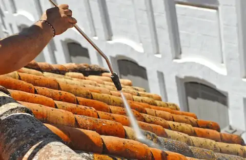 Nettoyage de toitures - Ferrals-les-Corbières